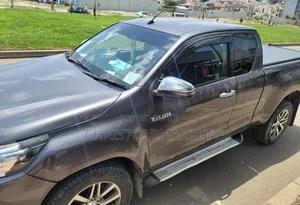 Toyota Hilux Revo Single Cab Deisel 2.4 RWD 2018 Gray