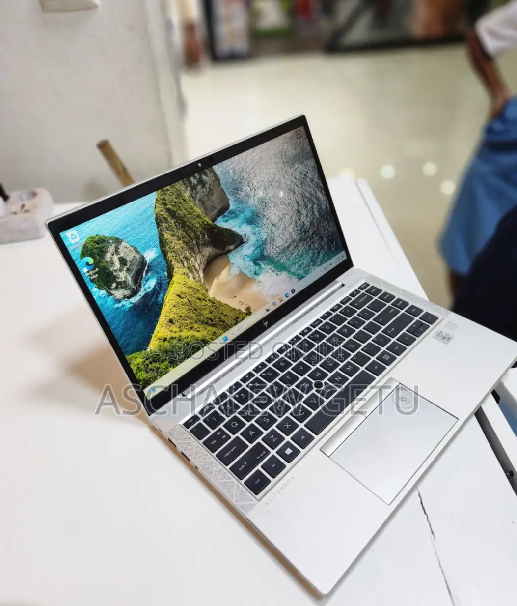 New Laptop HP EliteBook 840 G7 16GB Intel Core I7 SSD 512GB