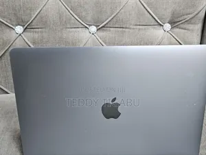 New Laptop Apple MacBook Pro 16GB Intel Core I5 SSD 256GB