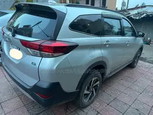 Toyota Rush 2023 Green