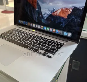 New Laptop Apple MacBook Pro 2015 16GB Intel Core I7 SSD 256GB
