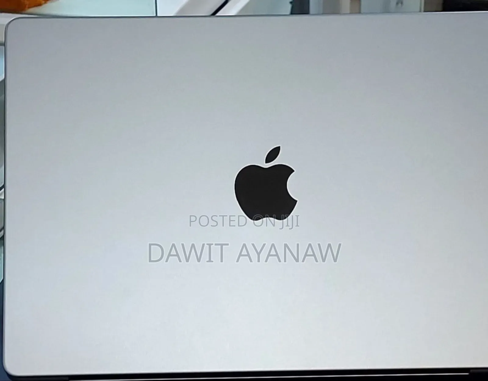 New Laptop Apple MacBook Pro M1 16GB Apple M1 Pro SSD 1T