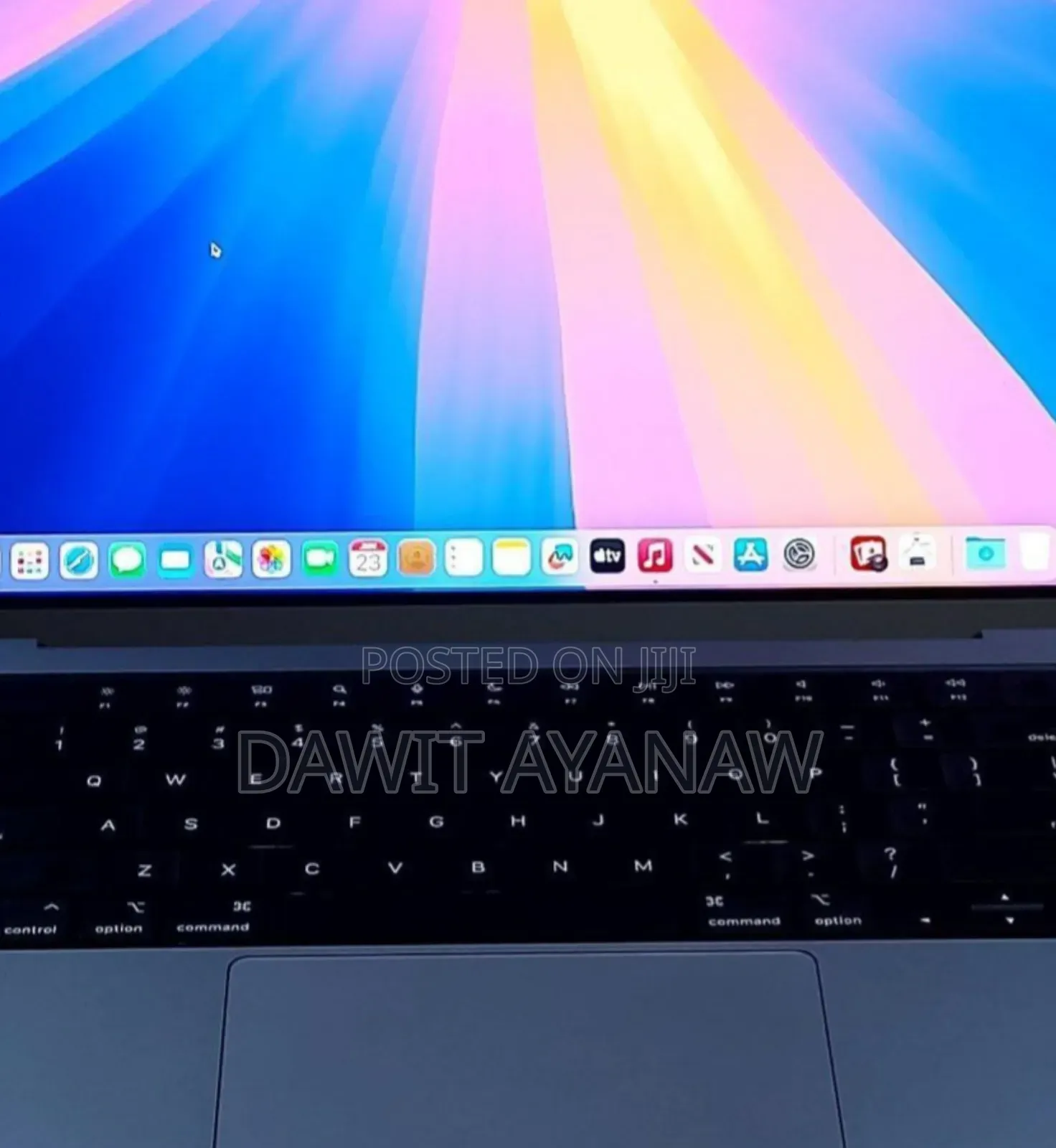 New Laptop Apple MacBook Pro M1 16GB Apple M1 Pro SSD 1T