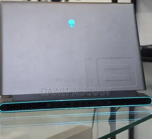 New Laptop Dell Alienware M18 R2 16GB Intel Core I9 SSD 1T