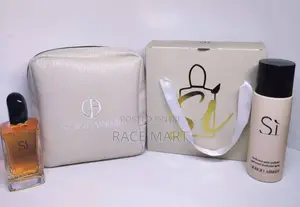 Photo - Giorgio Armani Si – A Timeless Fragrance for Women