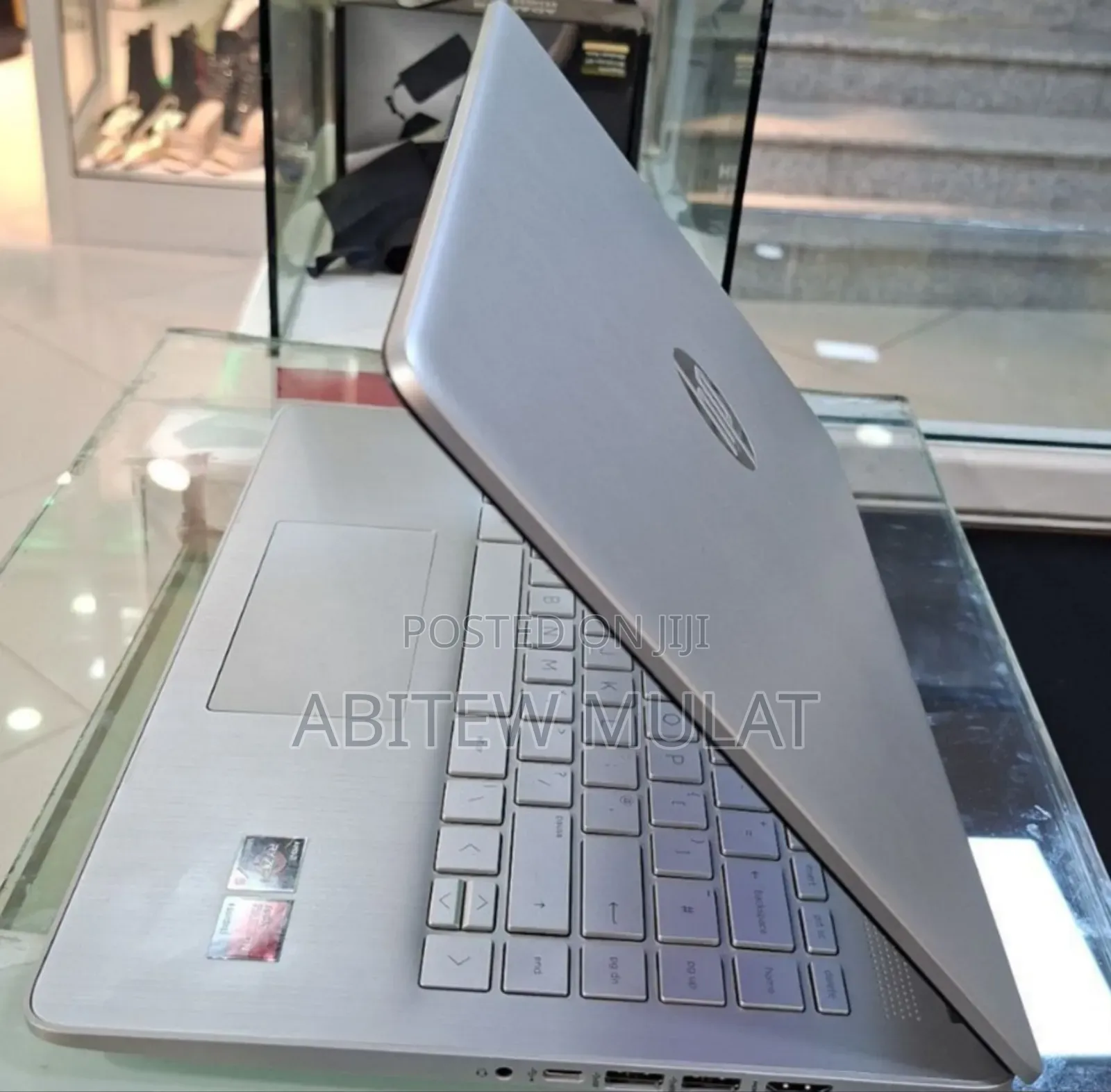 New Laptop HP Stream Notebook 8GB AMD Ryzen 5 SSD 512GB