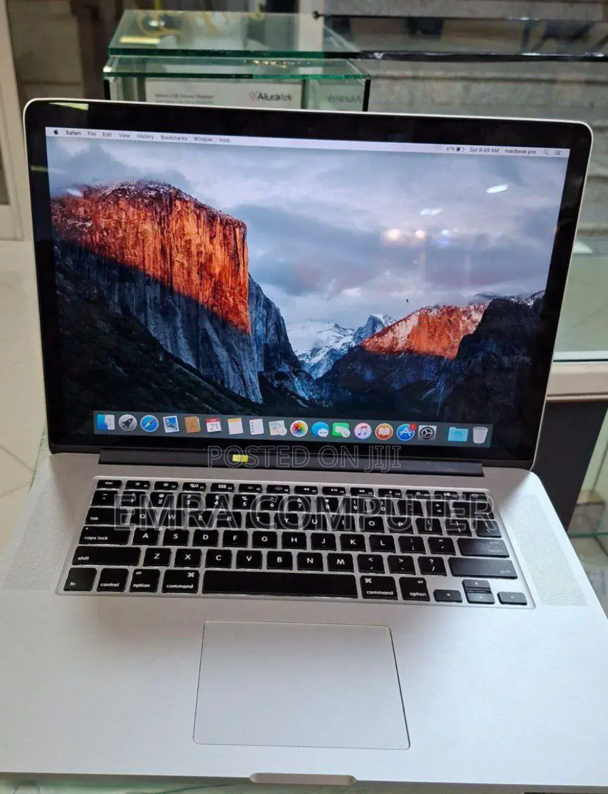 New Laptop Apple MacBook Pro 2015 16GB Intel Core I7 SSD 256GB