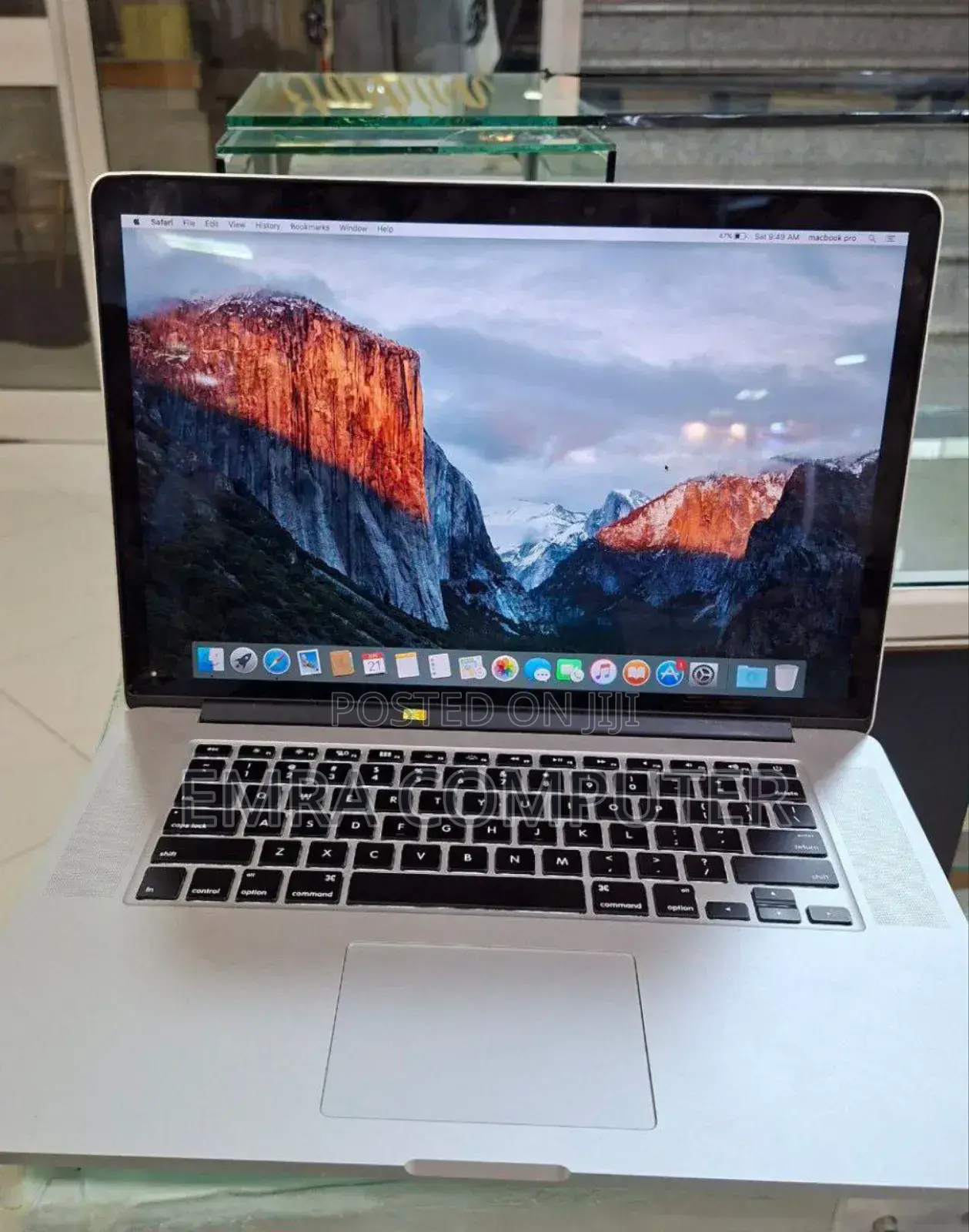 New Laptop Apple MacBook Pro 2015 16GB Intel Core I7 SSD 256GB