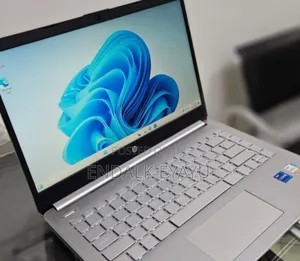 New Laptop HP 8GB Intel Core I7 SSD 512GB