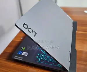 New Laptop Lenovo LOQ 15IRH8 16GB Intel Core I5 SSD 512GB