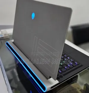 New Laptop Alienware M17x R2 16GB Intel Core I7 SSD 512GB
