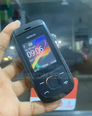 New Nokia 2220 slide Black