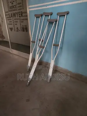 Crutches畾我crutches並不crutches川貝axillary Crutches以後crutches