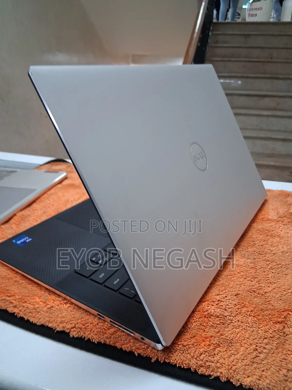 New Laptop Dell XPS 15 16GB Intel Core I7 SSD 512GB