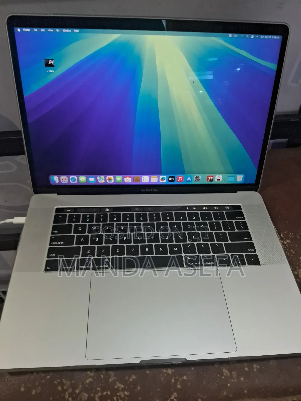 New Laptop Apple MacBook Pro 2018 32GB Intel Core I9 SSD 1T