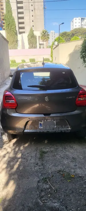 Suzuki Swift 2021 Gray
