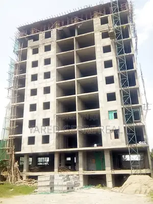 2bdrm Apartment in Royal Estate, Yeka for sale