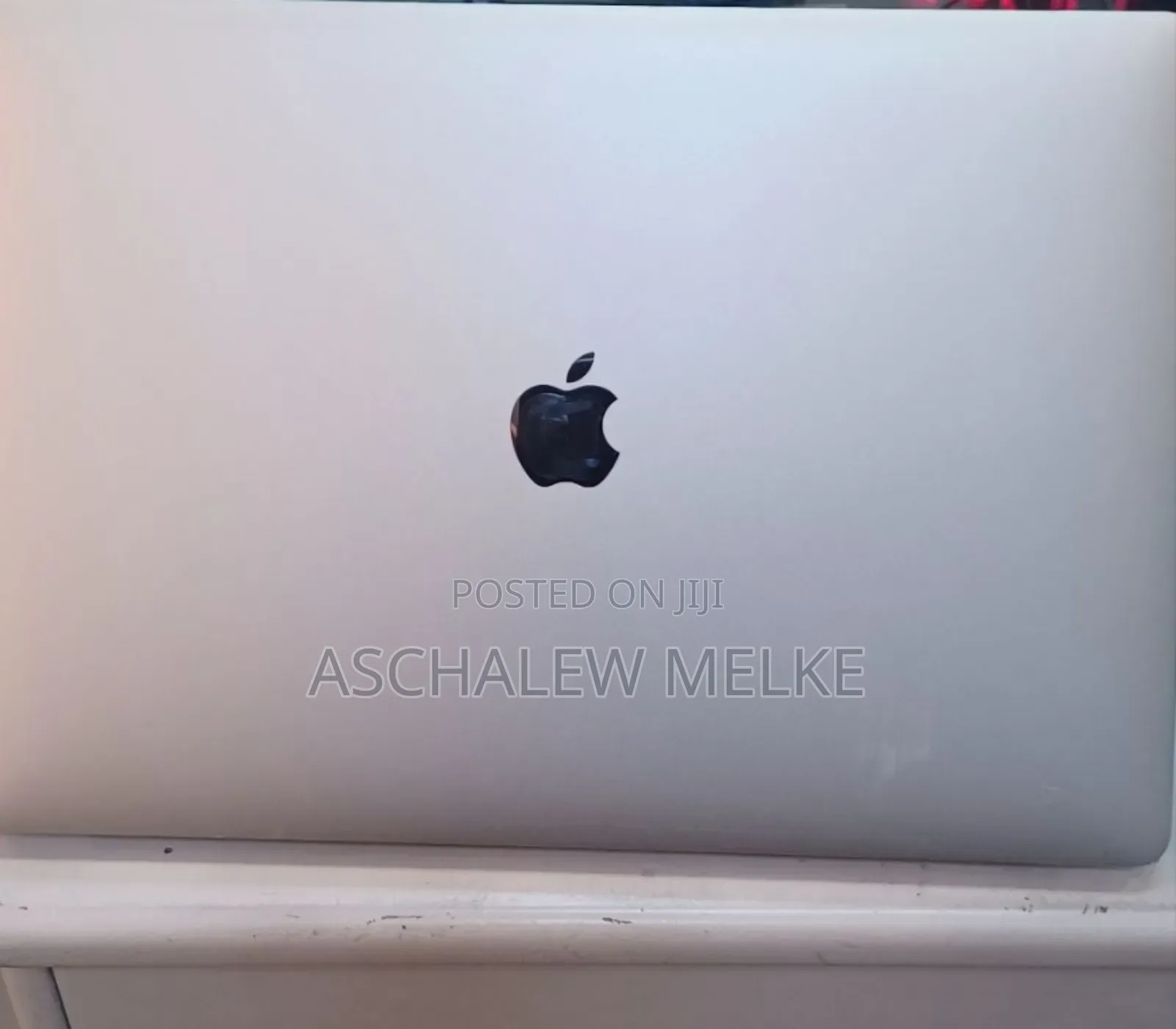 New Laptop Apple MacBook Pro 2018 32GB Intel Core I9 SSD 1T