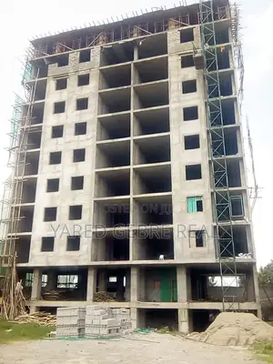 2bdrm Apartment in Royal Estate, Yeka for sale