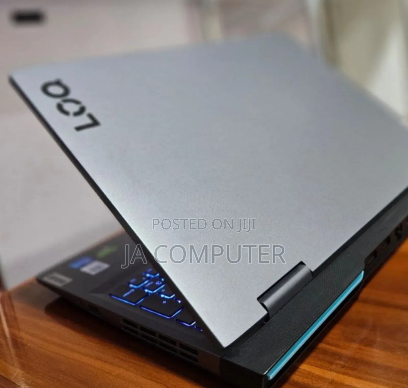 New Laptop Lenovo LOQ 15IRH8 16GB Intel Core I5 SSD 512GB