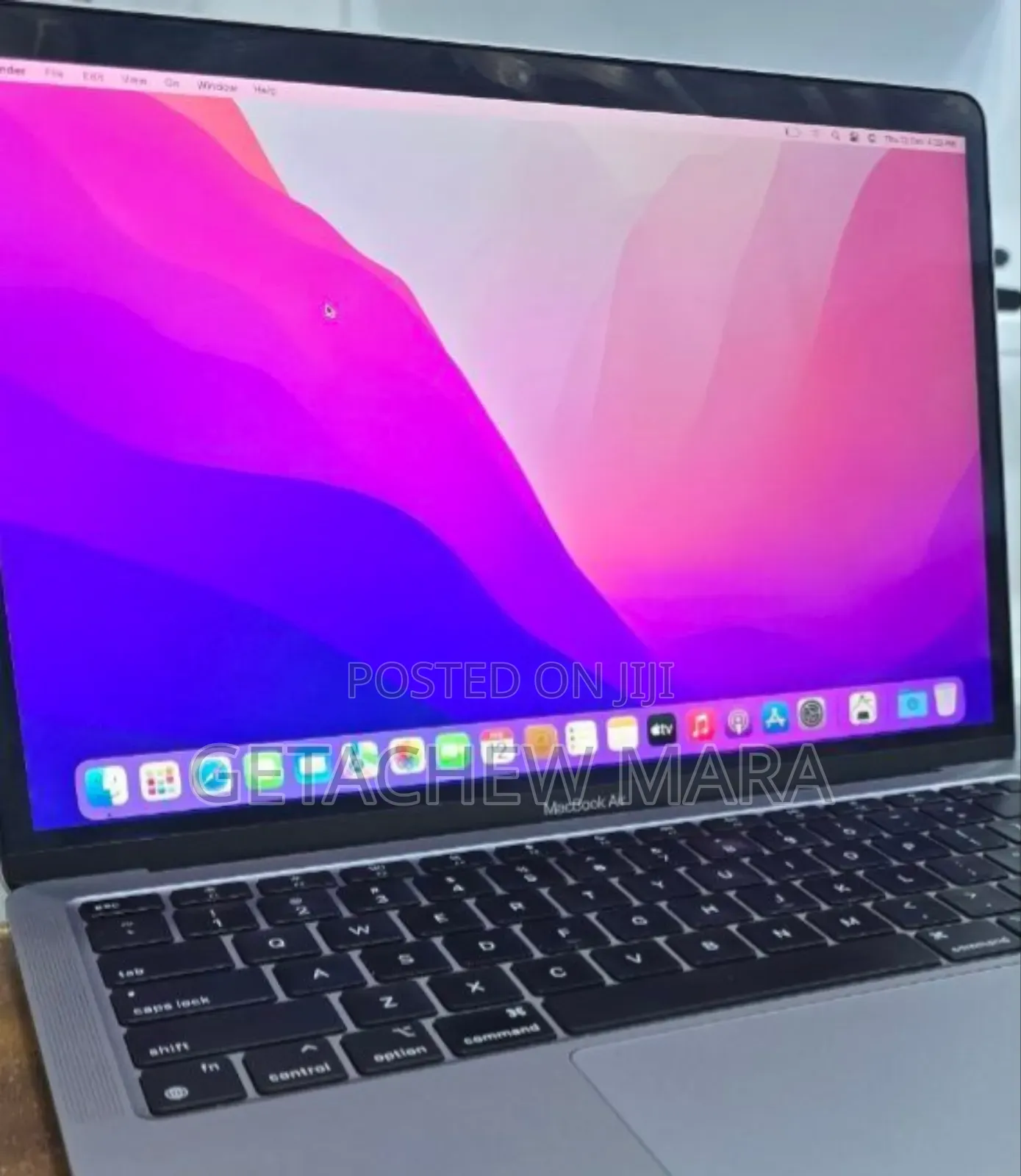 New Laptop Apple MacBook Air 2020 M1 8GB Intel Core I7 SSD 256GB