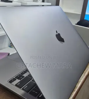 New Laptop Apple MacBook Air 2020 M1 8GB Intel Core I7 SSD 256GB