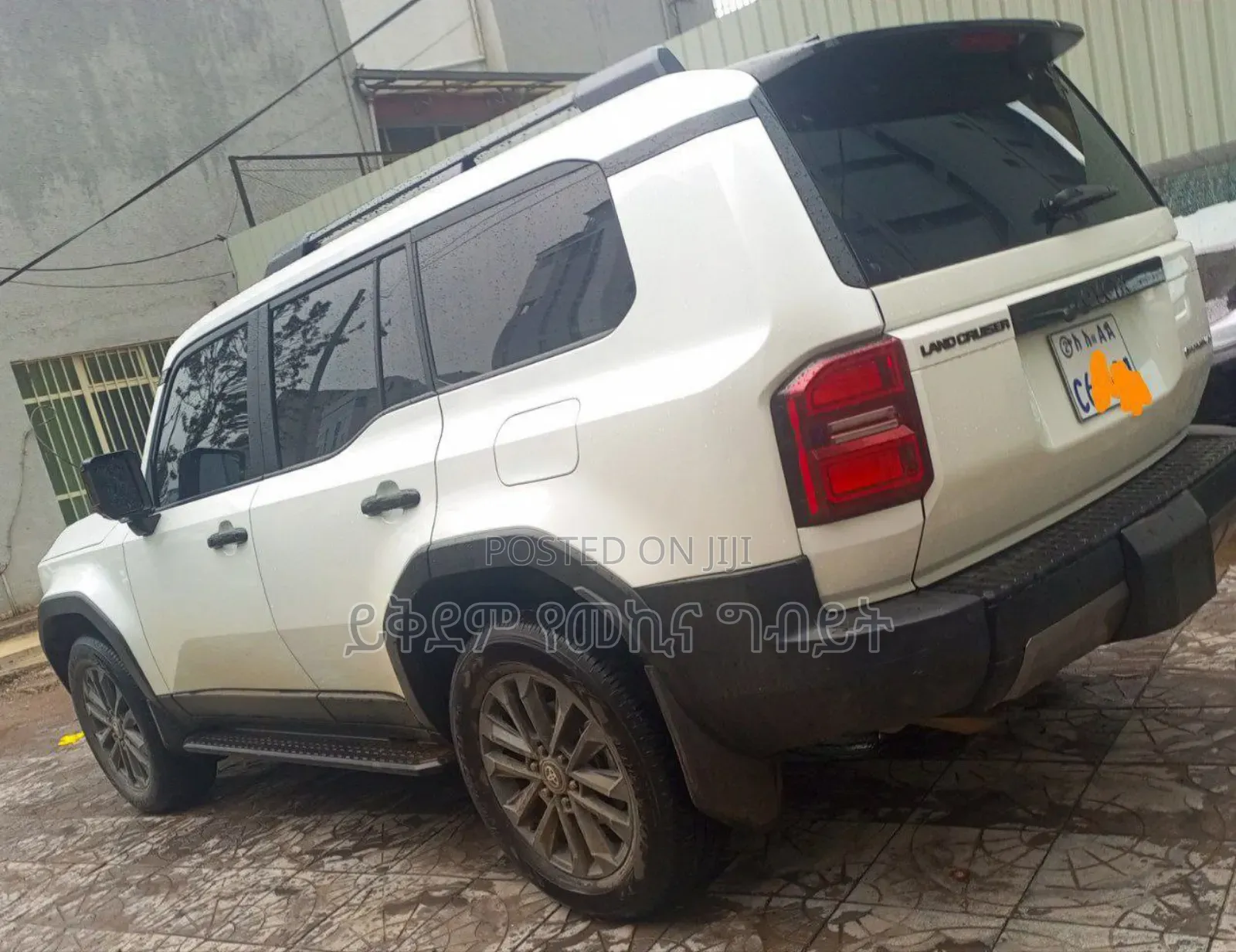 Toyota Land Cruiser 2024 White