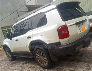 Toyota Land Cruiser 2024 White