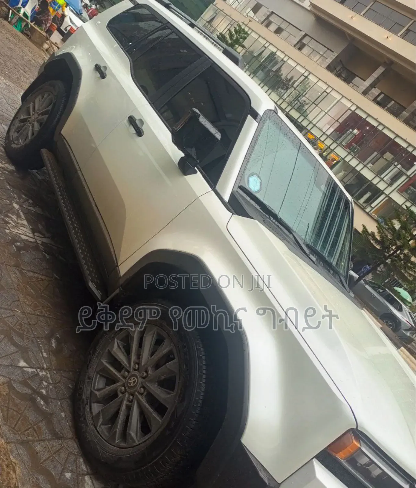 Toyota Land Cruiser 2024 White
