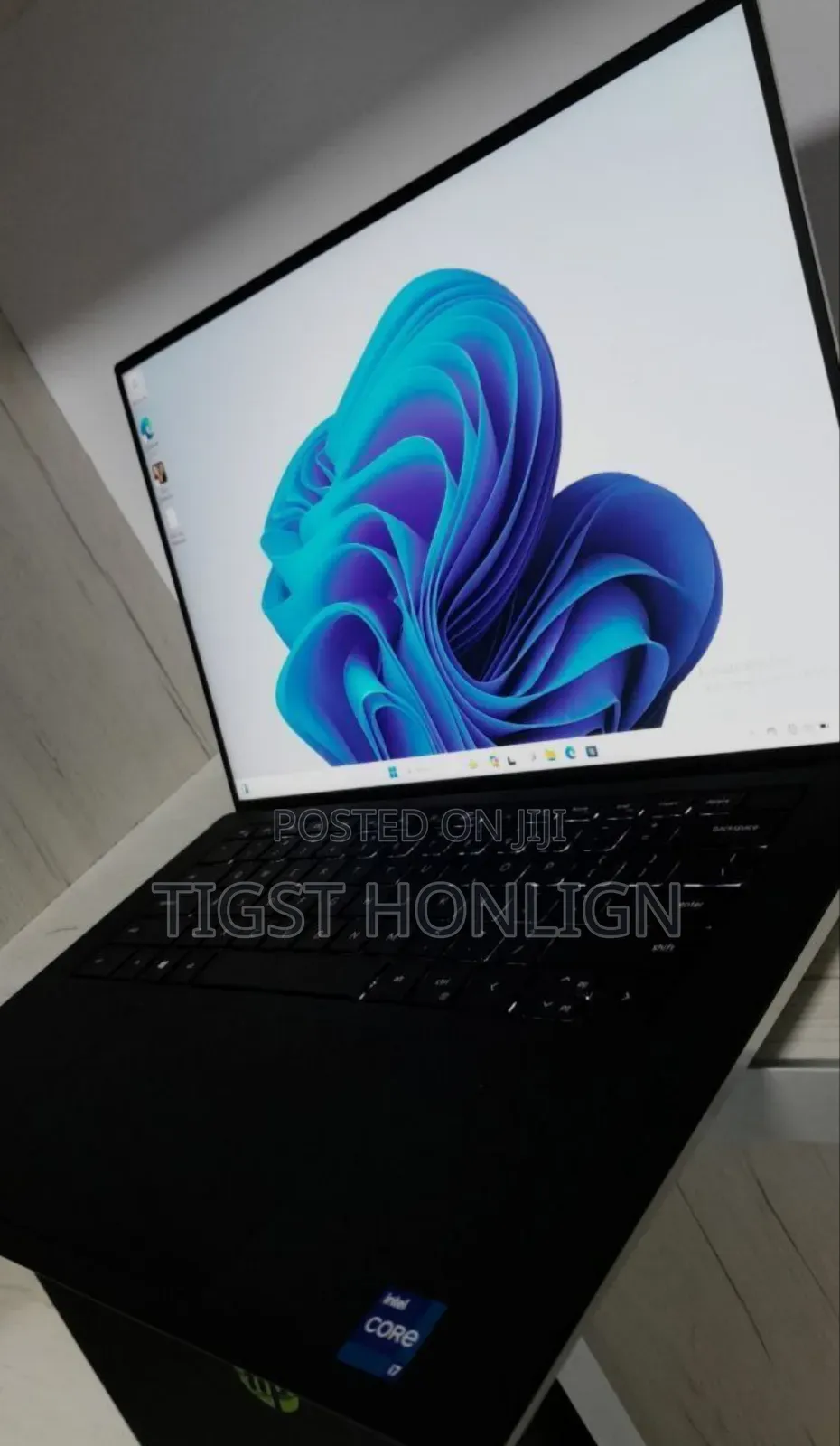 New Laptop Dell XPS 15 16GB Intel Core I7 SSD 512GB