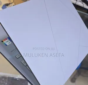 New Laptop Asus ZenBook UX21A 16GB Intel Core I7 SSD 1T