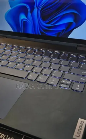 New Laptop Lenovo Yoga 330 16GB AMD Ryzen 7 SSD 512GB