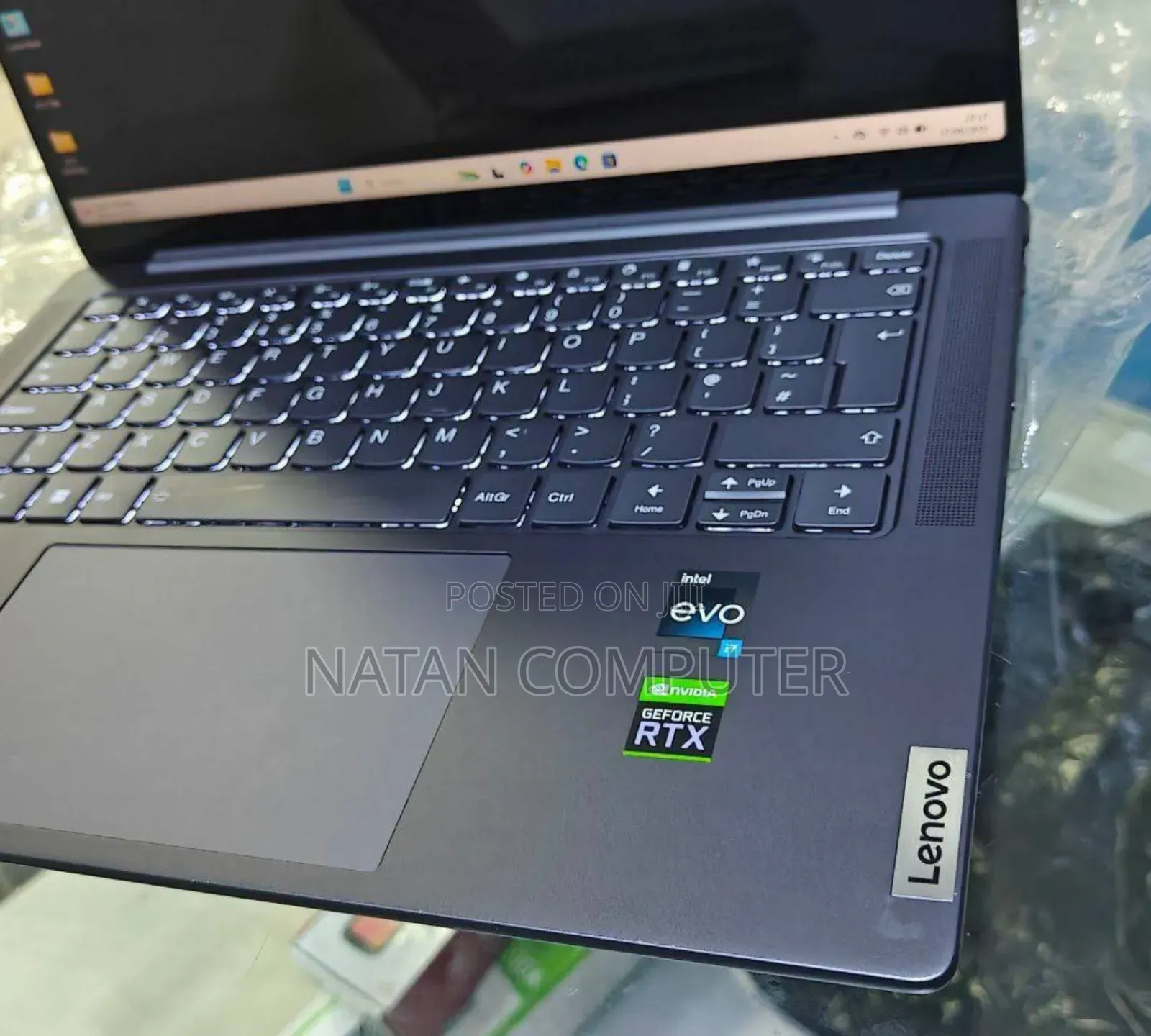 New Laptop Lenovo Yoga 700 32GB Intel Core I7 SSD 1T