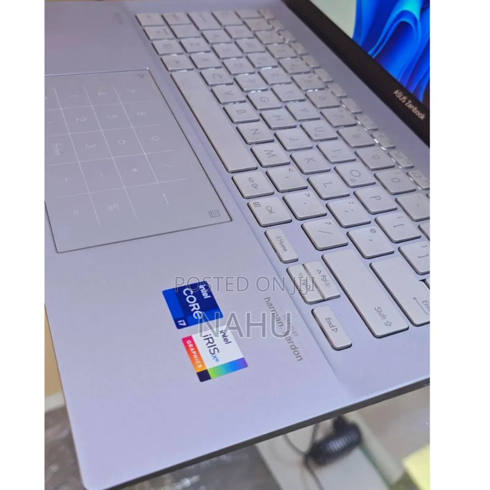 New Laptop Asus ZenBook UX303LA 16GB Intel Core I7 SSD 1T