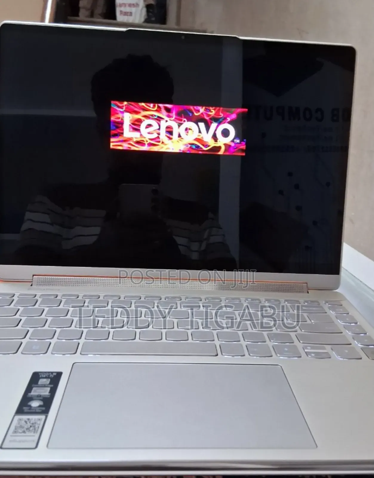 New Laptop Lenovo Yoga 9i 16GB Intel Core I7 SSD 512GB