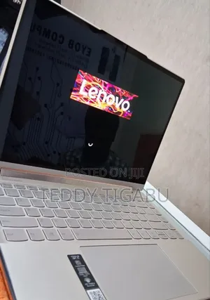 New Laptop Lenovo Yoga 9i 16GB Intel Core I7 SSD 512GB