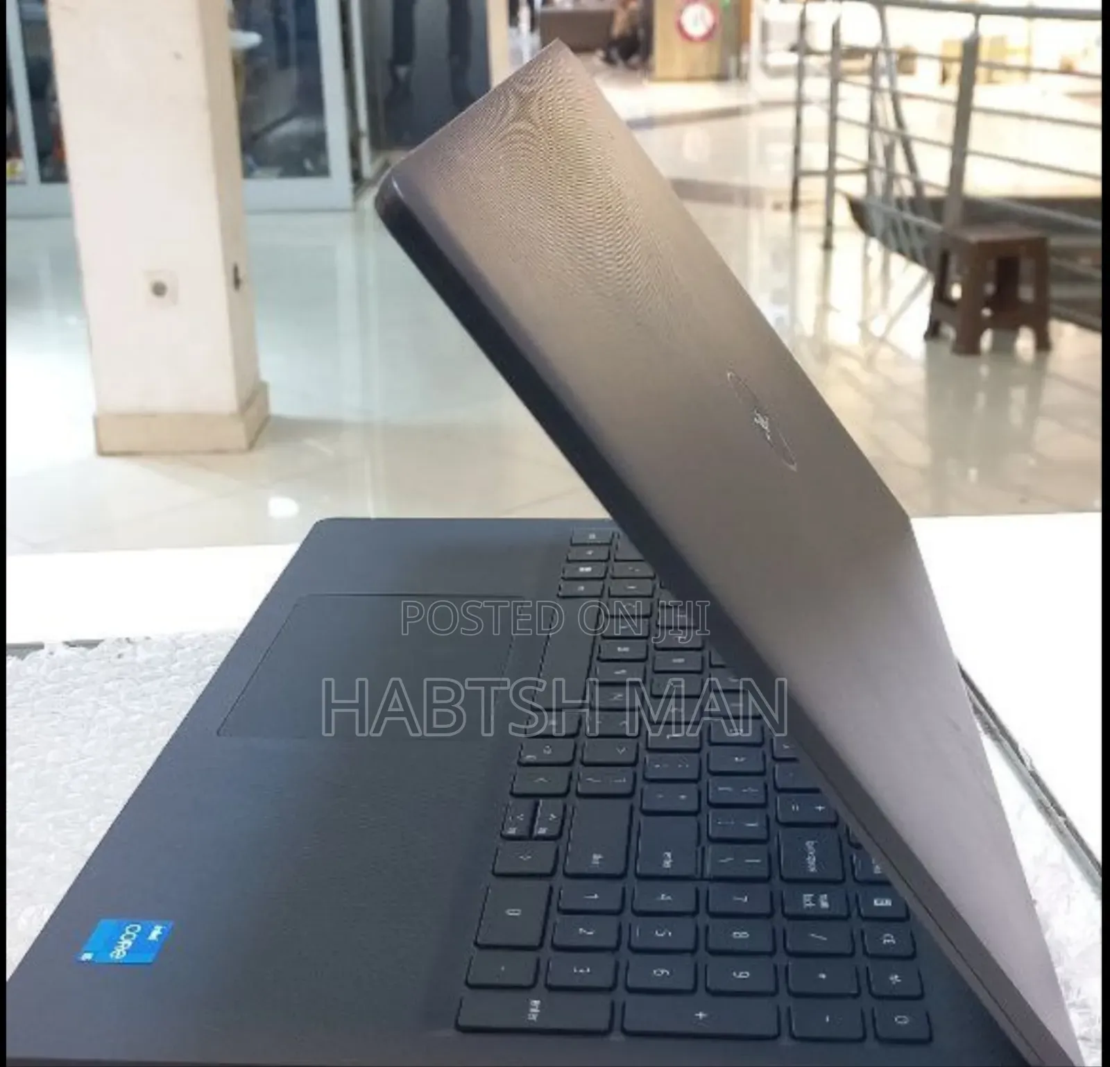 New Laptop Dell Vostro DVCI309 8GB Intel Core I5 SSD 1T