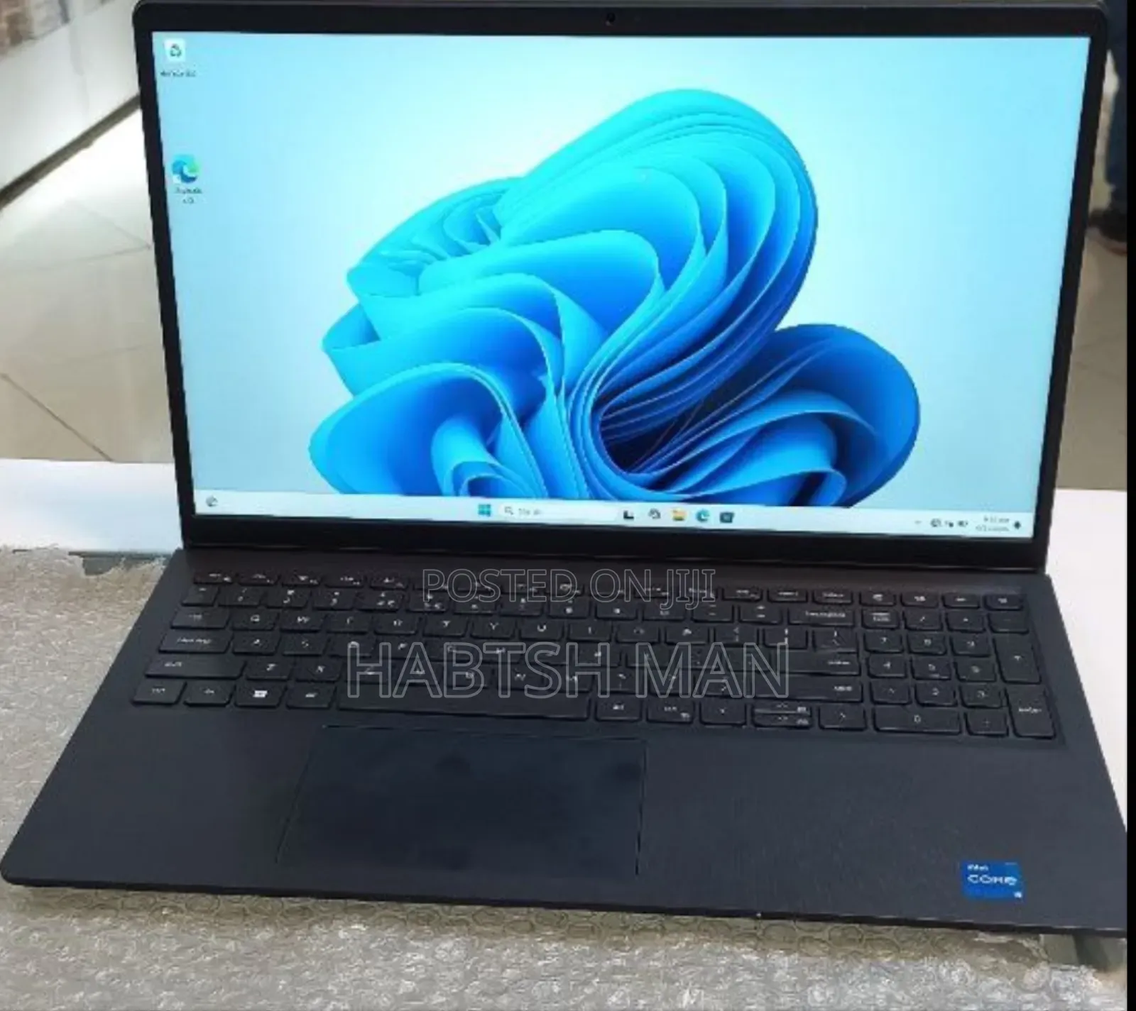 New Laptop Dell Vostro DVCI309 8GB Intel Core I5 SSD 1T