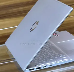 New Laptop HP Pavilion 15 8GB Intel Core I5 SSD 512GB