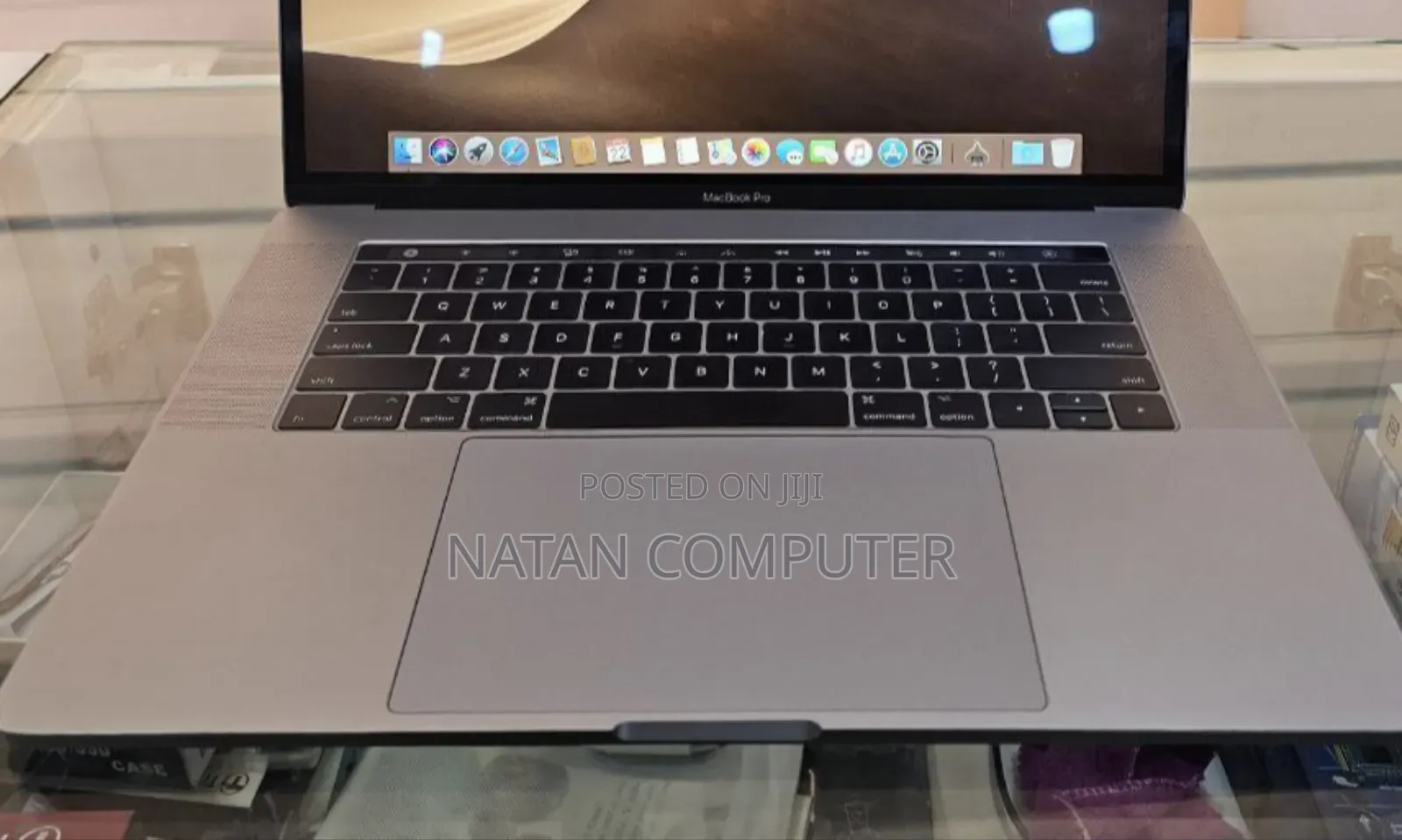 New Laptop Apple MacBook Pro 2017 16GB Intel Core I7 SSD 1T