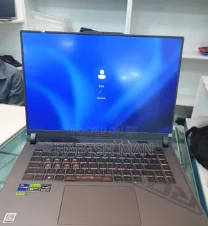 New Laptop Asus ROG Strix G15 16GB Intel Core I9 SSD 1T