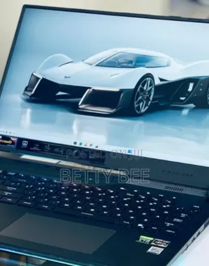 New Laptop Asus ROG Strix G17 32GB AMD Ryzen 9 SSD 1T