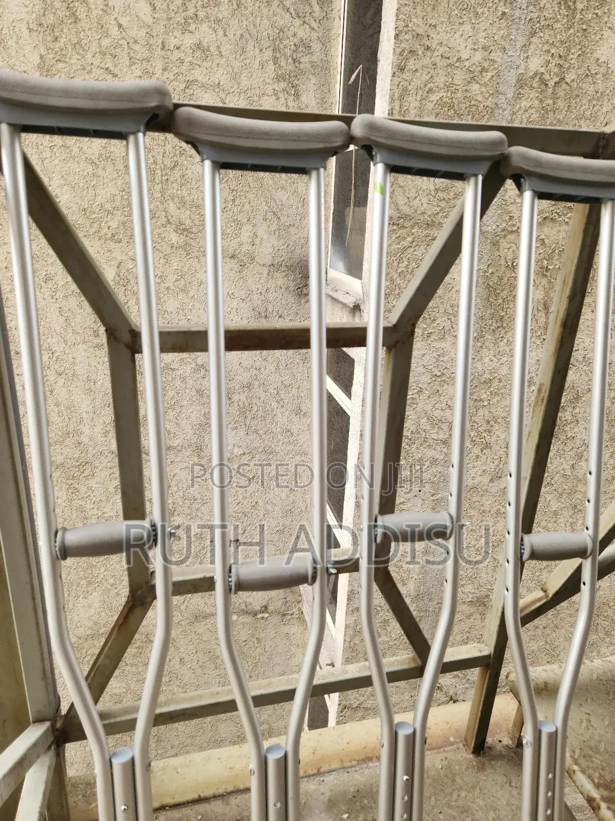 Crutches吃完crutches背包crutches薪俸axillary Crutches亞太crutches