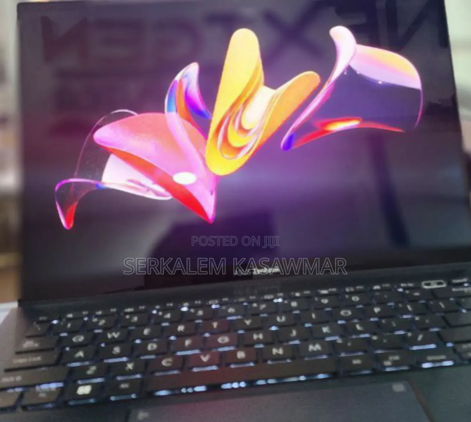 New Laptop Asus ZenBook 13 UX331UN 16GB Intel Core I7 SSD 512GB