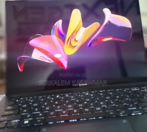 New Laptop Asus ZenBook 13 UX331UN 16GB Intel Core I7 SSD 512GB