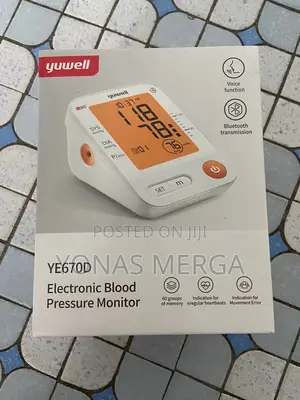 Photo - Automatic Blood-Pressure Monitor Yuwell 