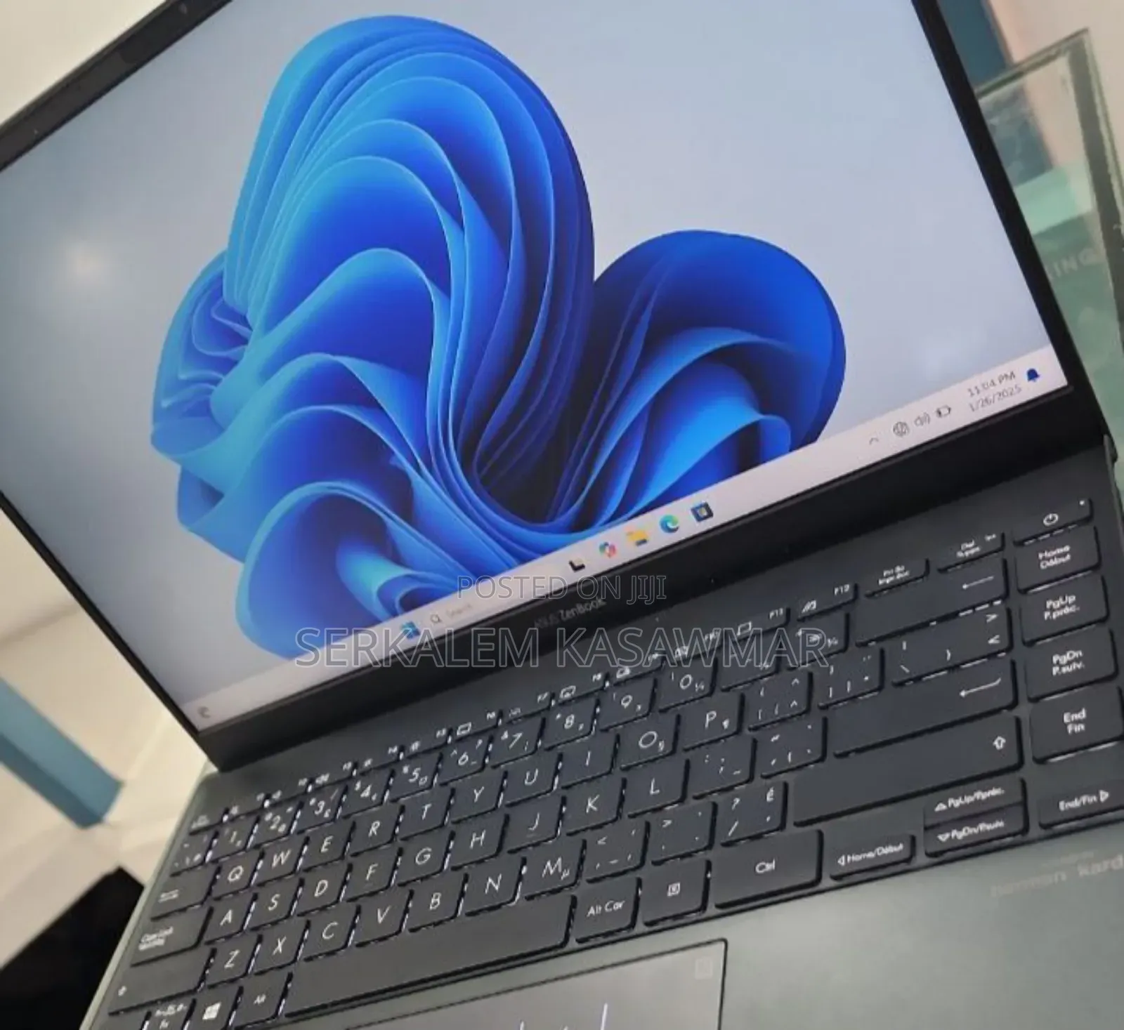 New Laptop Asus ZenBook UX303UA 8GB Intel Core I5 SSD 512GB