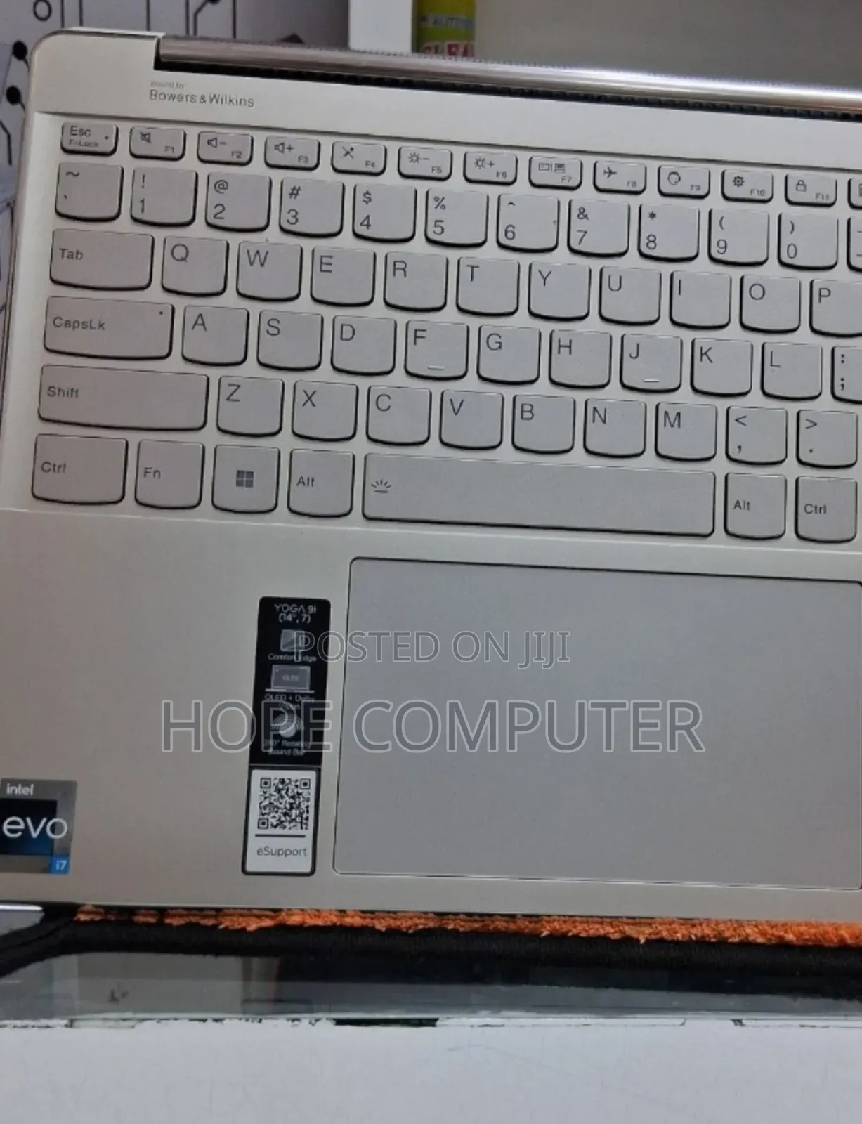 New Laptop Lenovo Yoga 9i 16GB Intel Core I7 SSD 512GB