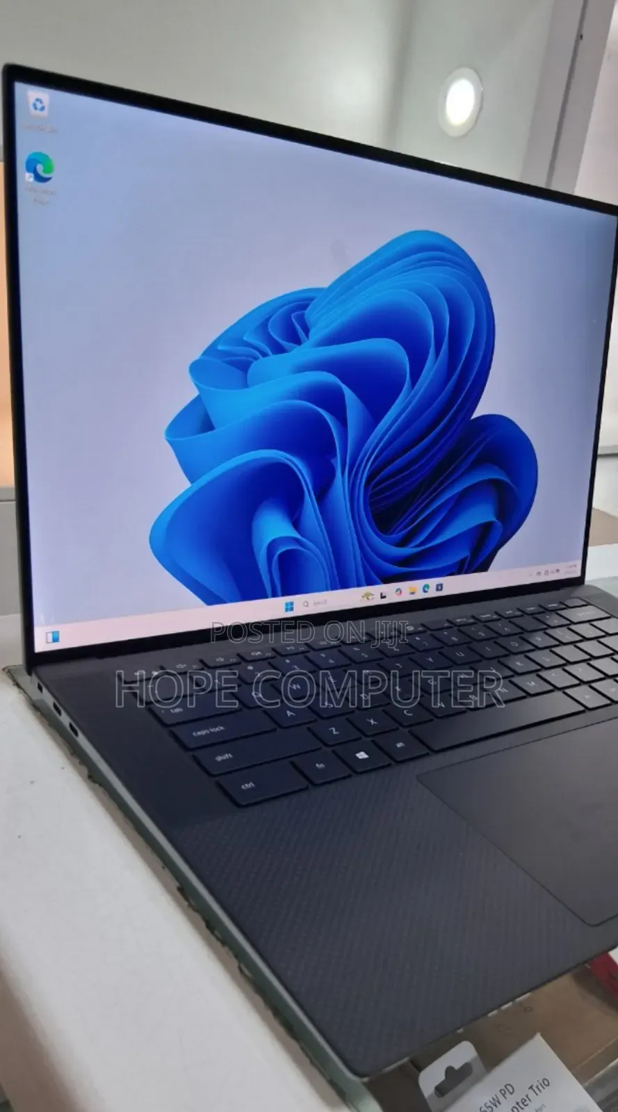 New Laptop Dell Precision 5550 16GB Intel Core I7 SSD 512GB