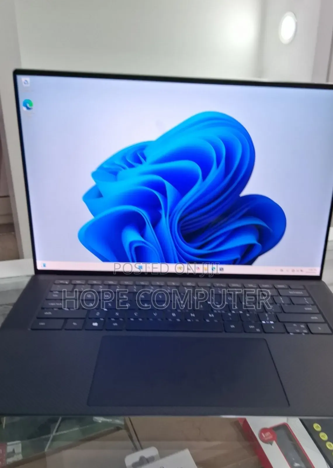 New Laptop Dell Precision 5550 16GB Intel Core I7 SSD 512GB